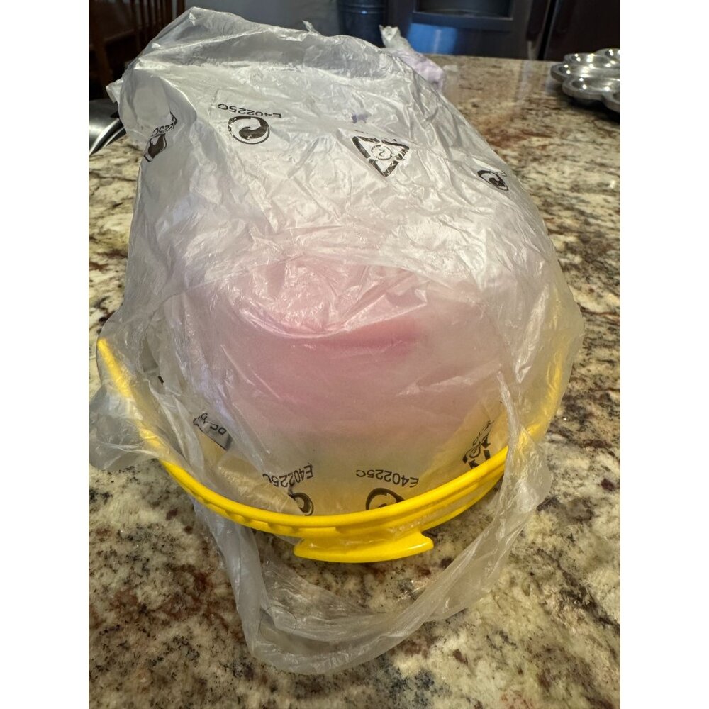 Tupperware Mini Cake Taker With Handle & 4 Divided Containers Yellow Lid Multico - Picture 3 of 5